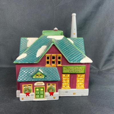 Lot 109 | Snow Village Factory