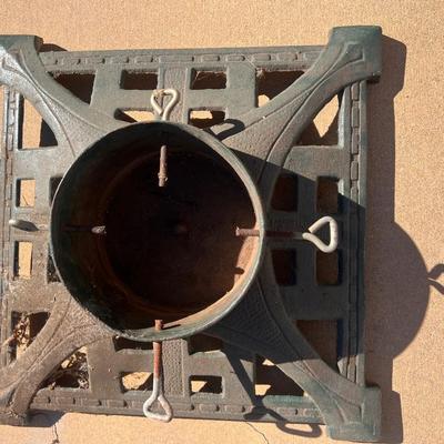 Vintage Christmas Tree Stand, Cast Iron Green Painted Christmas Tree Stand
