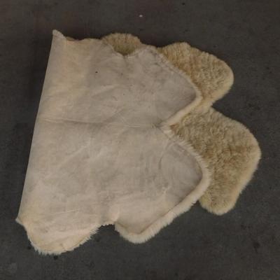Woolmark Interiors Auskin Sheepskin Rug AS IS 71”x39”