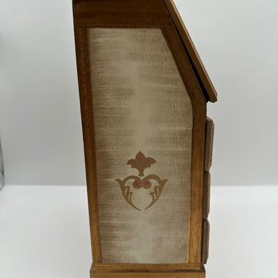 Norleans Musical Jewelry Box