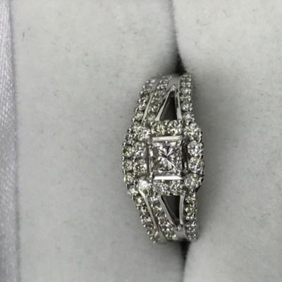 14 k gold diamond ring
