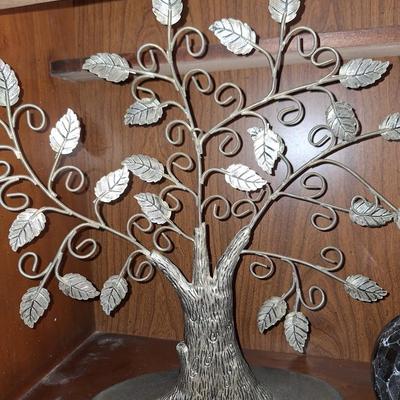 Metal tree Card Holder
