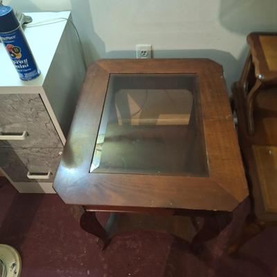 2 End Tables