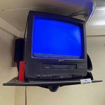 Zenith Wall Mount TV w/built in VCR Maybe Use for Gaming - Works & Remote