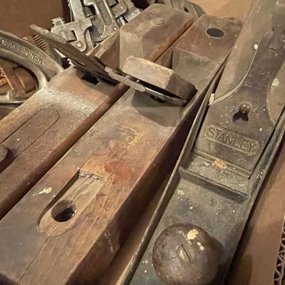 Box of Vintage Tools 4 Planers & Pipe Wrenches