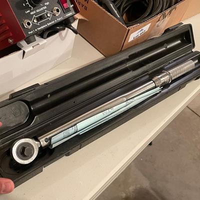 Utica Micrometer adjustable Torque Wrench - TCI-150FRD