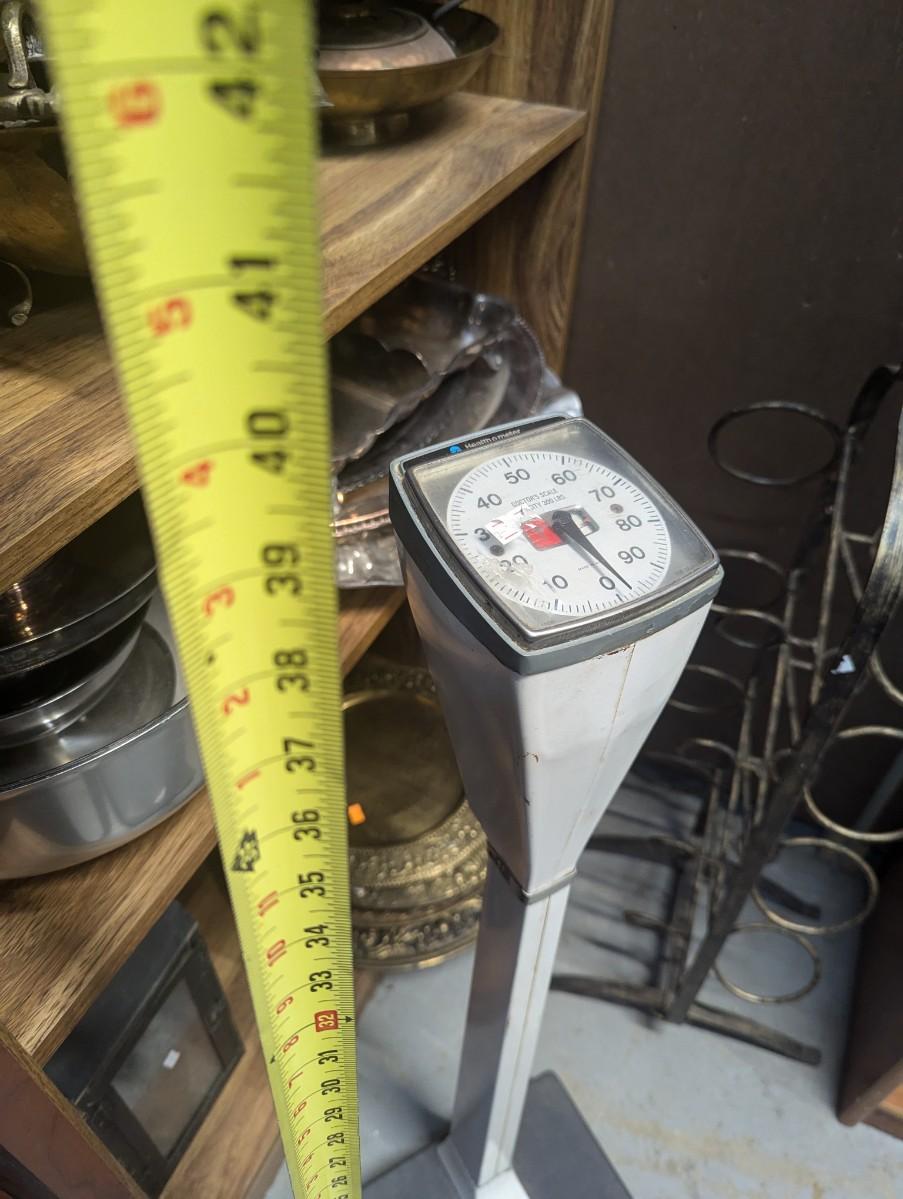 Health O Meter Doctor's Scale | EstateSales.org