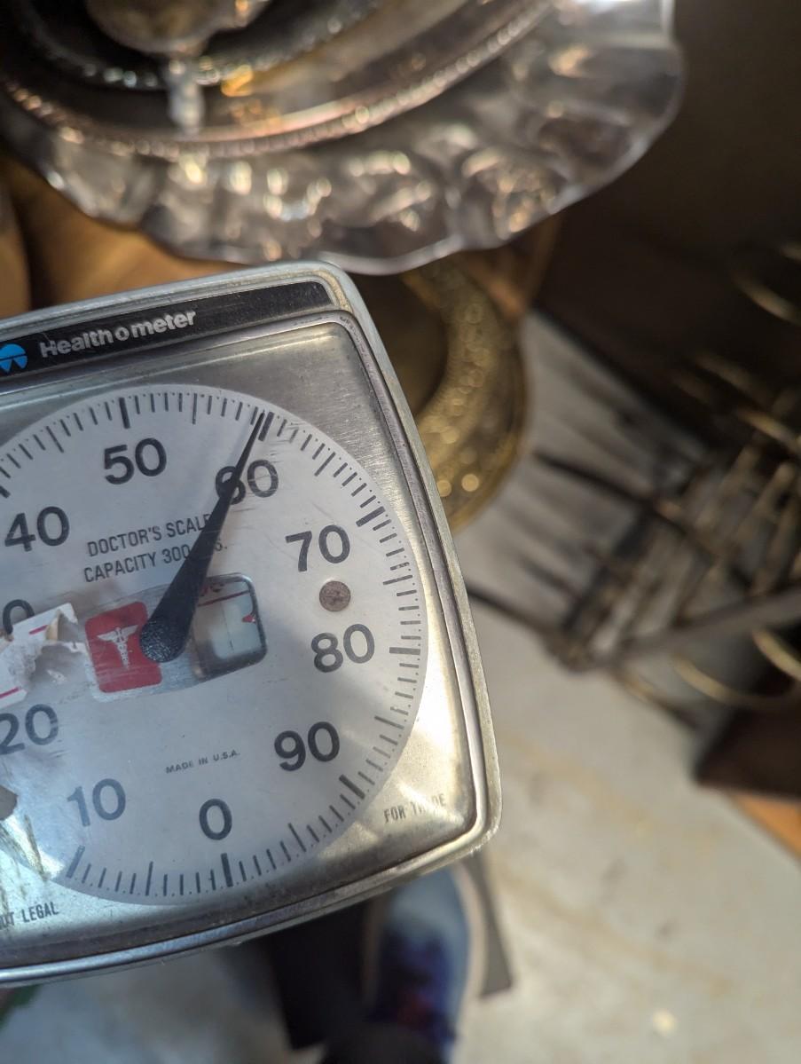 Health O Meter Doctor's Scale | EstateSales.org