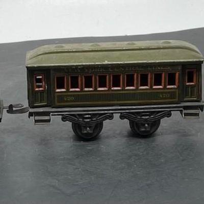 German Tinplate Clockwork Engine & Passenger Cars