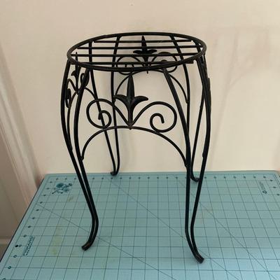 Plant stand