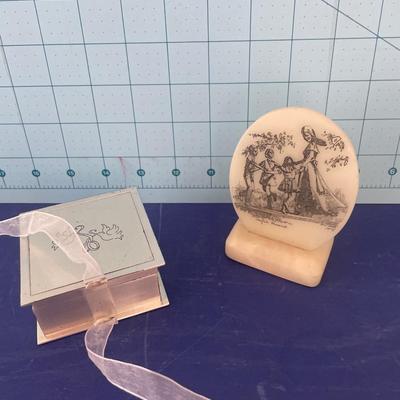 Jewelry box