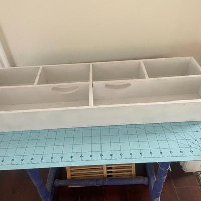 Wood tray
