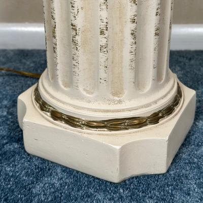 LOT 24D: Vintage The 3 Graces Table Lamp