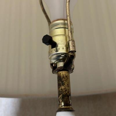 LOT 24D: Vintage The 3 Graces Table Lamp