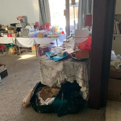 Estate sale photo