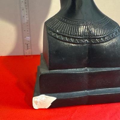 Sale Photo Thumbnail #99: Plaster Egyptian bust statue, damaged from the back see in picture