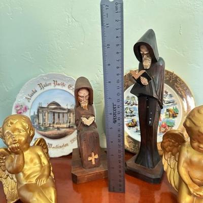 Sale Photo Thumbnail #130: Variety of home decor, including angels and decorative plates