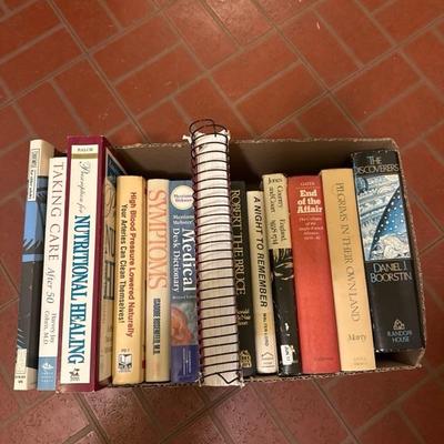 Sale Photo Thumbnail #142: variety of books