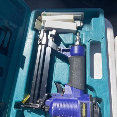 Central pneumatic stapler nailer