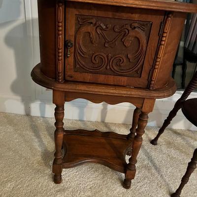 Oval Wood Carved Door Table
