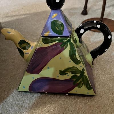 Triangle Eggplant Teapot