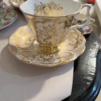 Royal Albert Bone China Gold Teacup