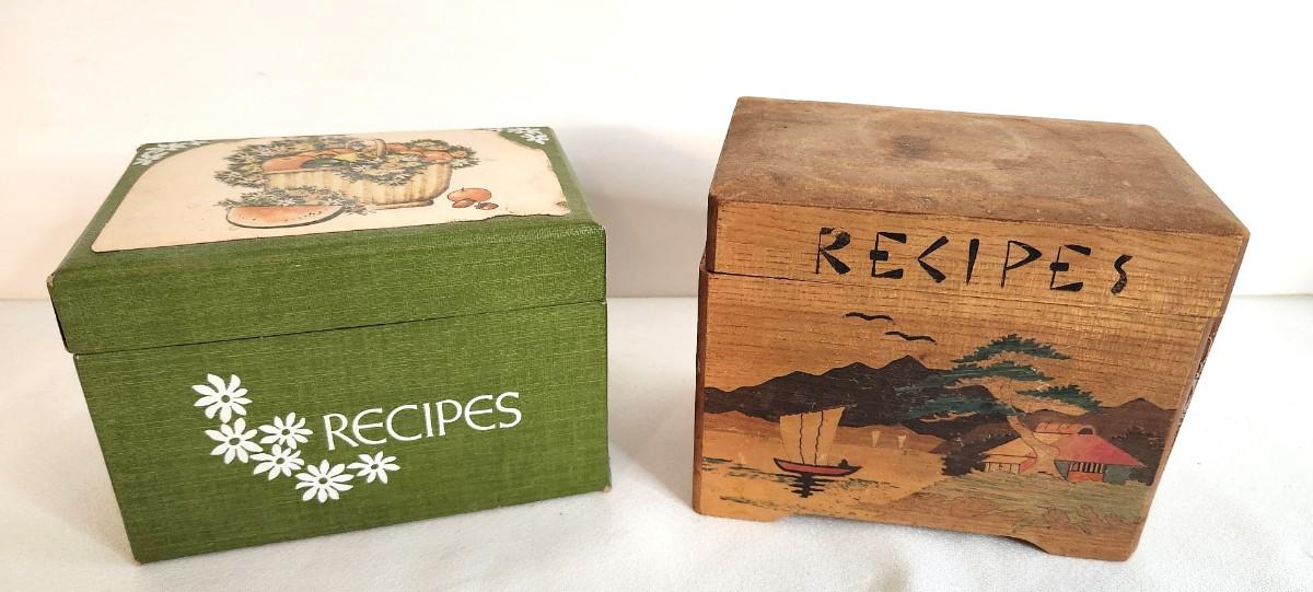 Lot #29 Pair of Vintage Recipe Boxes full of recipes | EstateSales.org