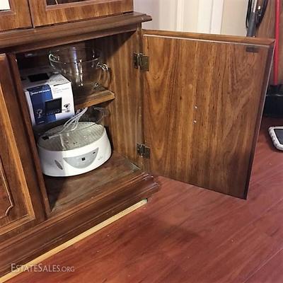 Breakfront/China Cabinet with china