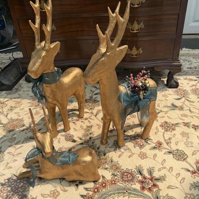Golden Reindeer decor