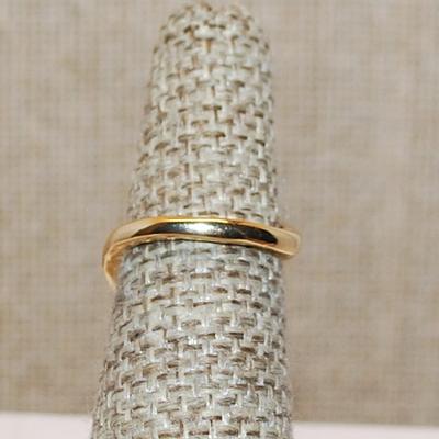 Size 5½ ALL Gold Colored "FOUR FINGERS" Ring on an OPEN Gold Tone Band (3.8g)
