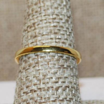 Size 6¼ Marked .925 Single Clear 6 Prong Marquise Cut Stone Ring on a Gold Band (3.0g)