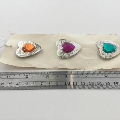 Vintage 3 hearts button clips