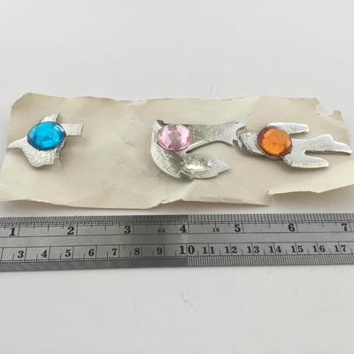 Vintage bird button clip on