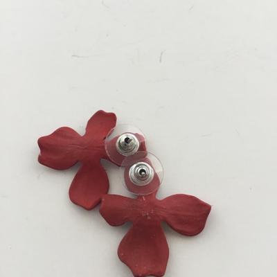 Red fashion flower earrings