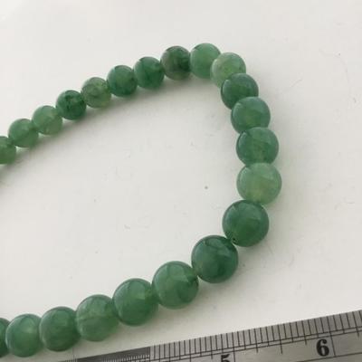 Green beaded collar necklace