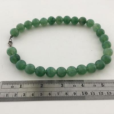 Green beaded collar necklace