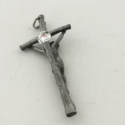 Cross necklace pendant