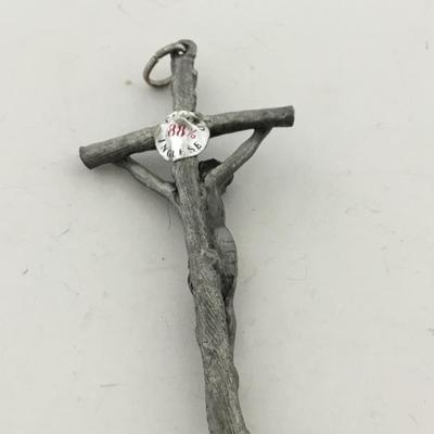 Cross necklace pendant