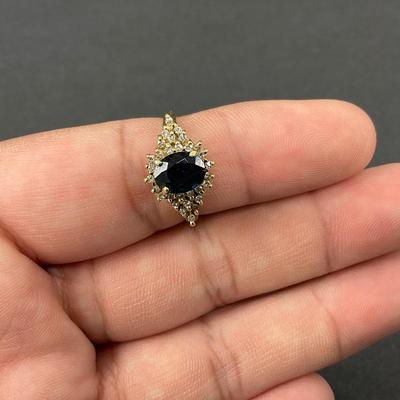 -17- GOLD | 14K REA Deep Blue Stone With Diamond Chips | Marked
