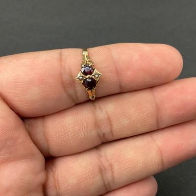 -18- GOLD | 14K Gold & Ruby Red Stone | Marked