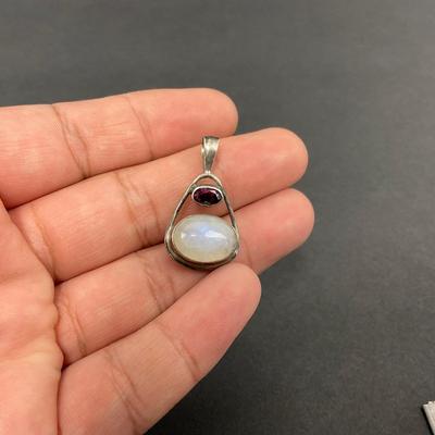 -37- SILVER | Sterling & Polished Stones Necklace Pendant | Marked