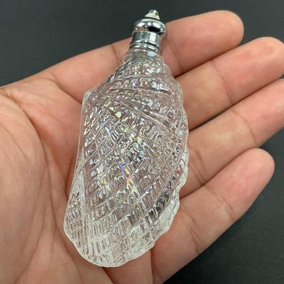 -46- GLASSWARE | Art Glass Shell & Shell Perfume Bottle