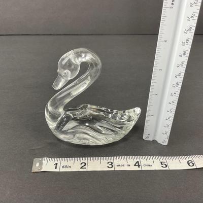 -71- FENTON | Art Glass Swan Figure | Marked