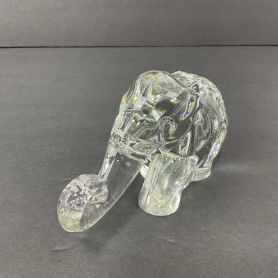 -74- HEISEY | Art Glass Mother Elephant Figure