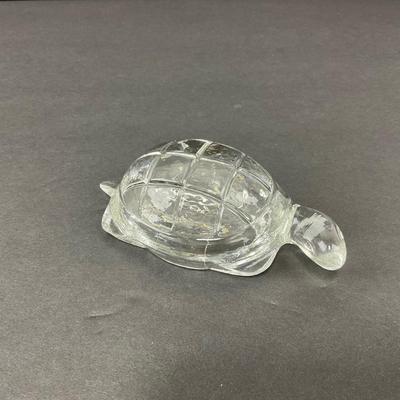 -76- GLASSWARE | Art Glass Turtle Figure