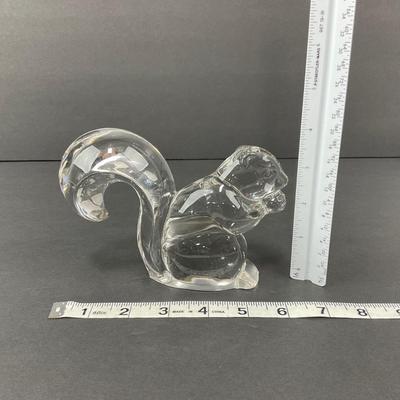 -78- VIKING | New Martinsville Art Glass Squirrel Figure