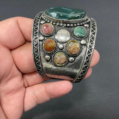 -81- JEWELRY | Polished Stones Bracelet, Pendant, & Bracelet Piece