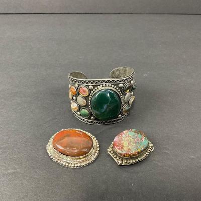-81- JEWELRY | Polished Stones Bracelet, Pendant, & Bracelet Piece