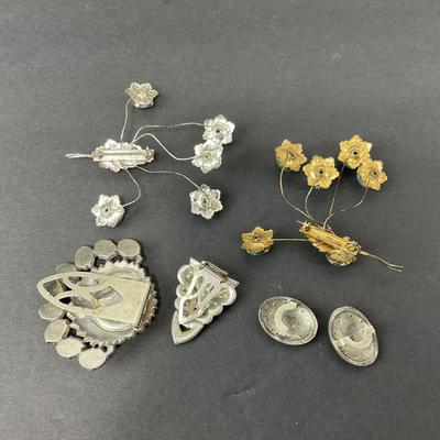-82- COSTUME | Miscellaneous Assortment Of Bits & Pieces