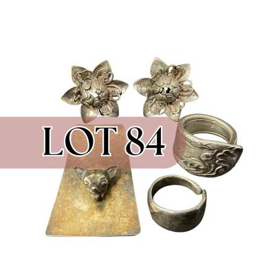-84- COSTUME | Assortment Of Jewelry Pieces